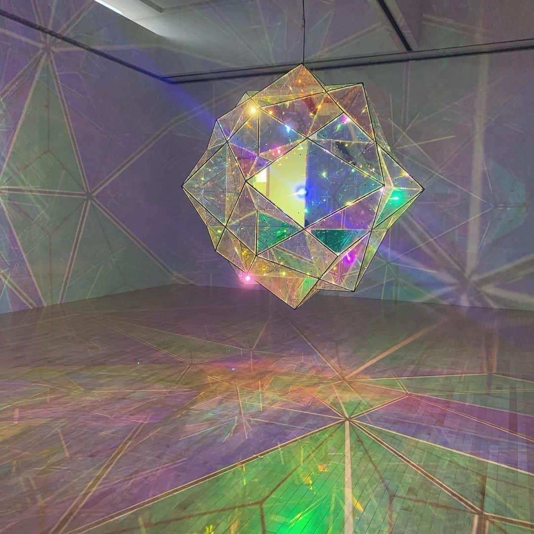 Tomomi Teradaのインスタグラム：「pretty💎 #olafureliasson」
