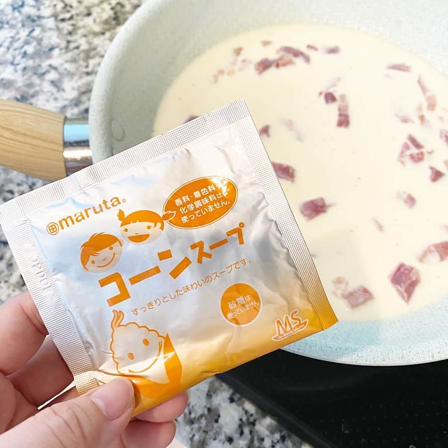 アレルギーナビゲーター 細川真奈 ❤さんのインスタグラム写真 - (アレルギーナビゲーター 細川真奈 ❤Instagram)「#食物アレルギー_おうちごはん . ストーリーで反響のあった 「豆乳カルボナーラ」🍝✨ なんと！ 豆乳にお手持ちの "コーンスープの素" を加えるだけで、 とーっても簡単に美味しく出来ちゃうんです😋💓 . わたしは大好きな @maruta_oyatu さんの ☑︎MSコーンスープ を豆乳に加えて作っています。 ☑︎パンチェッタベーコン も、もちろん！ #卵乳製品不使用 #ナッツ不使用 です。 仕上げにお好みでブラックペッパーを。 . 生クリームやバターを使わなくても コクもトロッと感も出るので簡単でオススメです🙋‍♀️🌟 . . #豆乳カルボナーラ #カルボナーラ #簡単カルボナーラ #おうちごはん #マルタのおやつ #MSシリーズ #妊婦ごはん #ぷんにーごはん #妊娠10ヶ月 #臨月 #卵アレルギー #乳製品アレルギー #山芋アレルギー #ナッツアレルギー #食物アレルギー #アレルギー #大人の食物アレルギー #アレルギーナビゲーター #foodallergy #foodallergies #食物アレルギー_パスタ #食物アレルギー_カルボナーラ」6月23日 19時12分 - manahosokawa