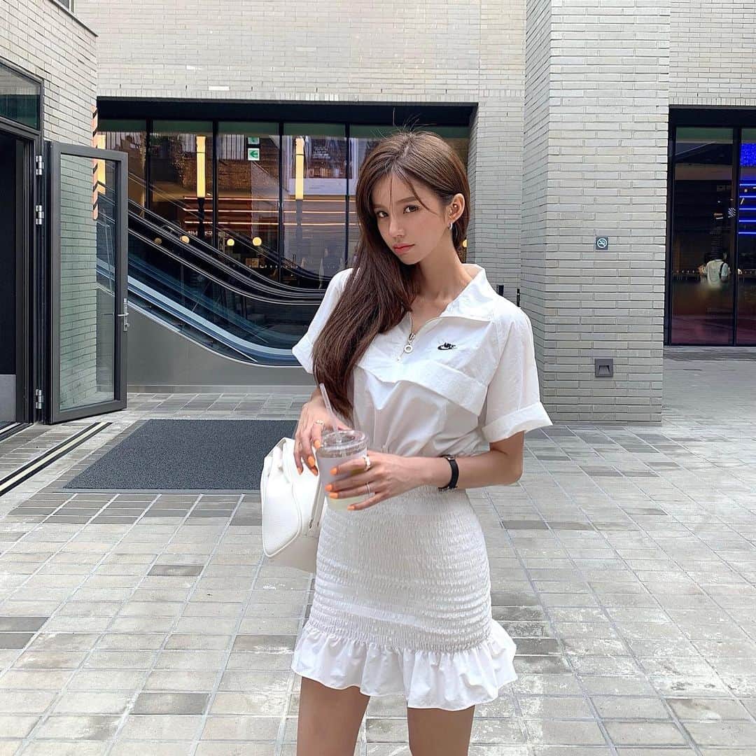Son Ju Heeさんのインスタグラム写真 - (Son Ju HeeInstagram)「아 왤케 졸리징🥱 - - #리샵 #나이키원피스」6月23日 19時37分 - juhee__ss