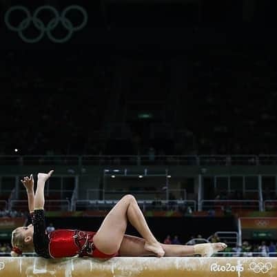 エリザベト・ザイツのインスタグラム：「Happy Olympic Day everyone 🤩🚀✔ #olympicgames #london2012 #rio2016 #roadtotokyo2021 #me #nationalteam #gymnastics #germany #teamgermany #olympicday」
