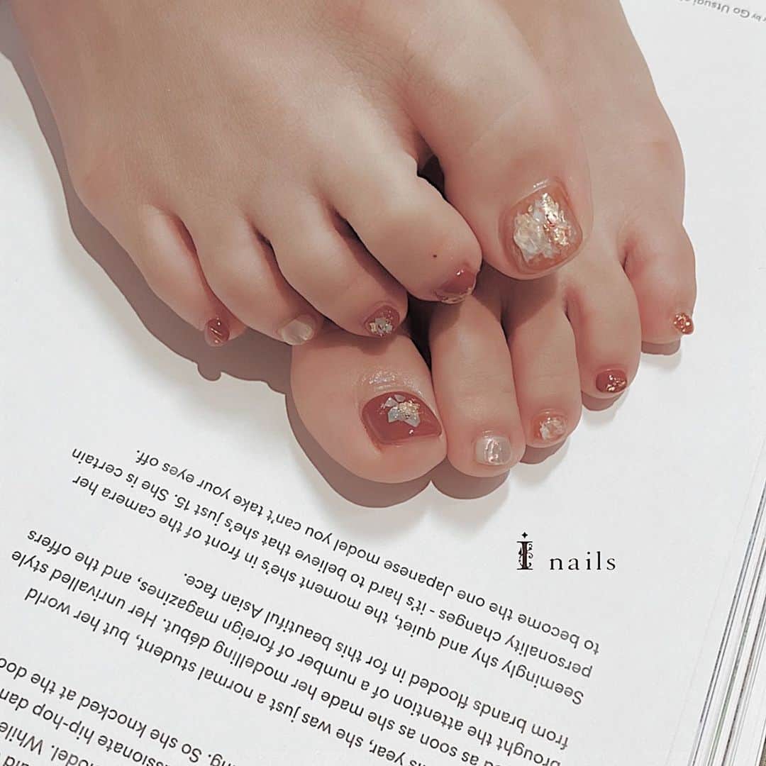 MIKI OKAMOTOさんのインスタグラム写真 - (MIKI OKAMOTOInstagram)「foot nail '︎︎☁︎︎*.」6月23日 20時01分 - __.nail.mk