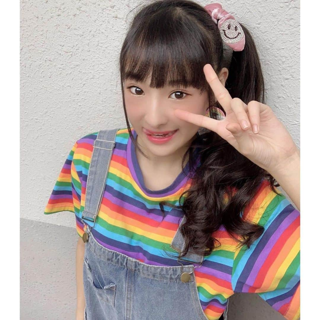 岡本怜奈さんのインスタグラム写真 - (岡本怜奈Instagram)「♡﻿ 👱‍♀️🌈 💕﻿ ﻿ ﻿ カラフルな#ポップコーデ にして見たよ😜🍭💖﻿ ﻿ ✔️ 𝑻-𝒔𝒉𝒊𝒓𝒕  #wego (@wego_official)﻿ ✔️ 𝒐𝒗𝒆𝒓𝒂𝒍𝒍𝒔. 𝒔𝒏𝒆𝒂𝒌𝒆𝒓𝒔  #17kg (@17kg_official)﻿ ♡﻿ ♡﻿ #岡本怜奈 #れなたん #nmb48 #たんたんコーデ﻿ #fashion #コーデ #カラフルコーデ  #サイドポニー﻿ #🌈 #happy #Instagood」6月23日 20時13分 - renatan1222