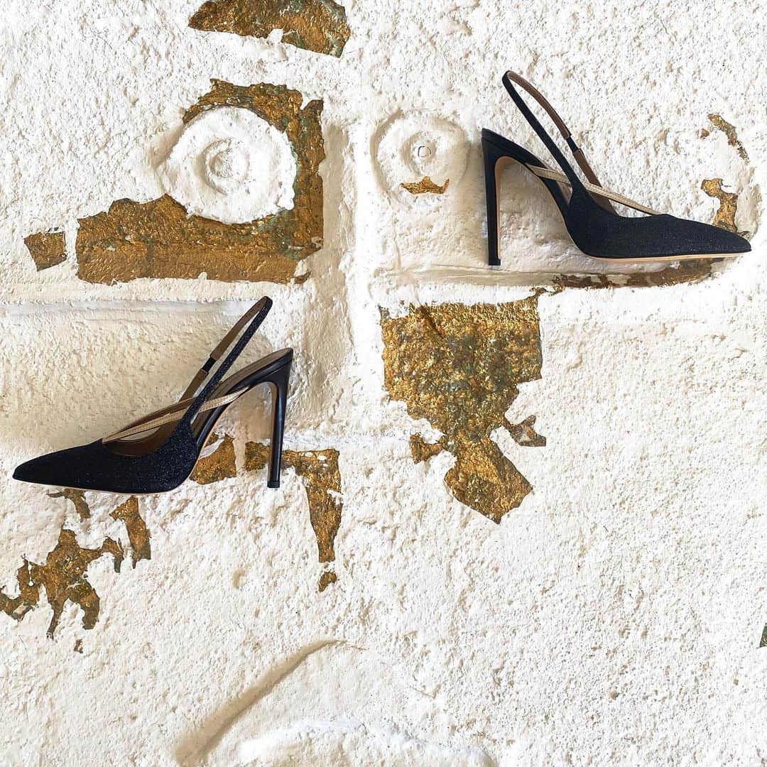 ジャンカルロパオリさんのインスタグラム写真 - (ジャンカルロパオリInstagram)「Slingback pumps for everyday dreams. Summer 20. Shop now.  #GiancarloPaoli #Shoes #Collection」6月23日 20時43分 - giancarlopaoli