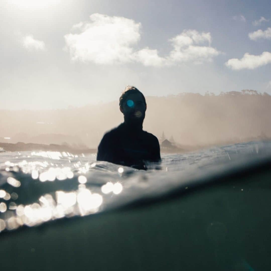 のインスタグラム：「Our #timeforoceans collection will (very!) soon be updated with some new additions. You can now sign up through our link in bio to be the first one to know and get a cheeky 15% off. 💦💦💦 #ocean #oceanlover #surf #beach #waves #plastic #noplastic #plasticfree #recycle #upcycle #fashion #statement #ethical #sustainability #watch #oceanside #oceanlife #zerowaste #upcycle」