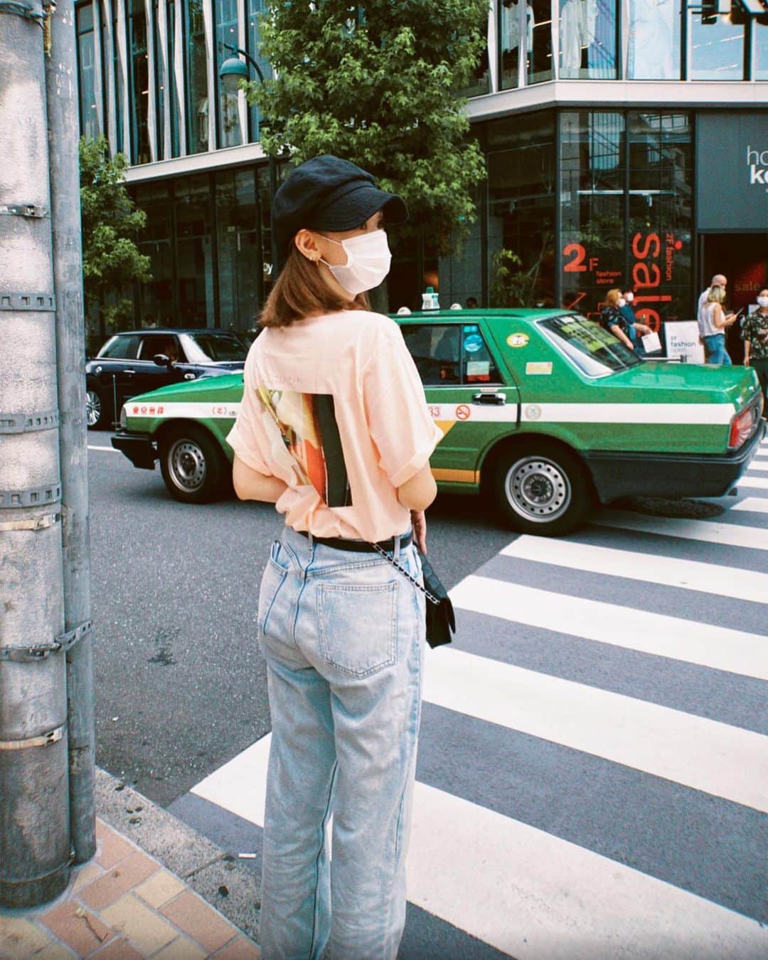 江野沢愛美さんのインスタグラム写真 - (江野沢愛美Instagram)「私服🌷💕 ピンク色のTシャツ🐷 とってもお気に入り。@nuidemita_hanamori」6月23日 21時32分 - enosawa_manami