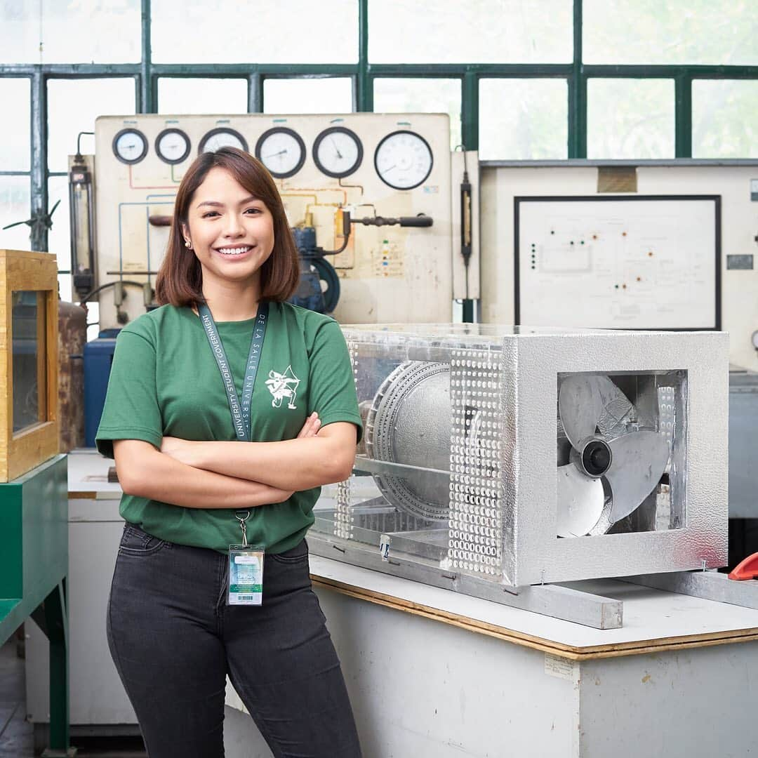 Dysonさんのインスタグラム写真 - (DysonInstagram)「This International Women in Engineering Day, we spoke to four previous winners of the James Dyson Award about their inventions, goals and advice for future engineering enthusiasts helping to #ShapeTheWorld. New air cooling technology, a sanitising pen, a marine bioplastic and a tactile food label, these women are tackling global issues head-on. Learn more about their drive to push engineering and design boundaries exclusively on the Dyson Newsroom. Follow the link in our bio to read more. #dyson #JDA2020 #jamesdysonaward #womeninengineering #engineering #engineeringdesign #development #innovation」6月23日 21時41分 - dyson