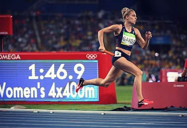 マリー・ギャヨさんのインスタグラム写真 - (マリー・ギャヨInstagram)「Olympic Day #French #Track #Run #Focus #Fly #OlympicDay #Dream #Relay #OneTeam」6月24日 8時08分 - marie.gayot