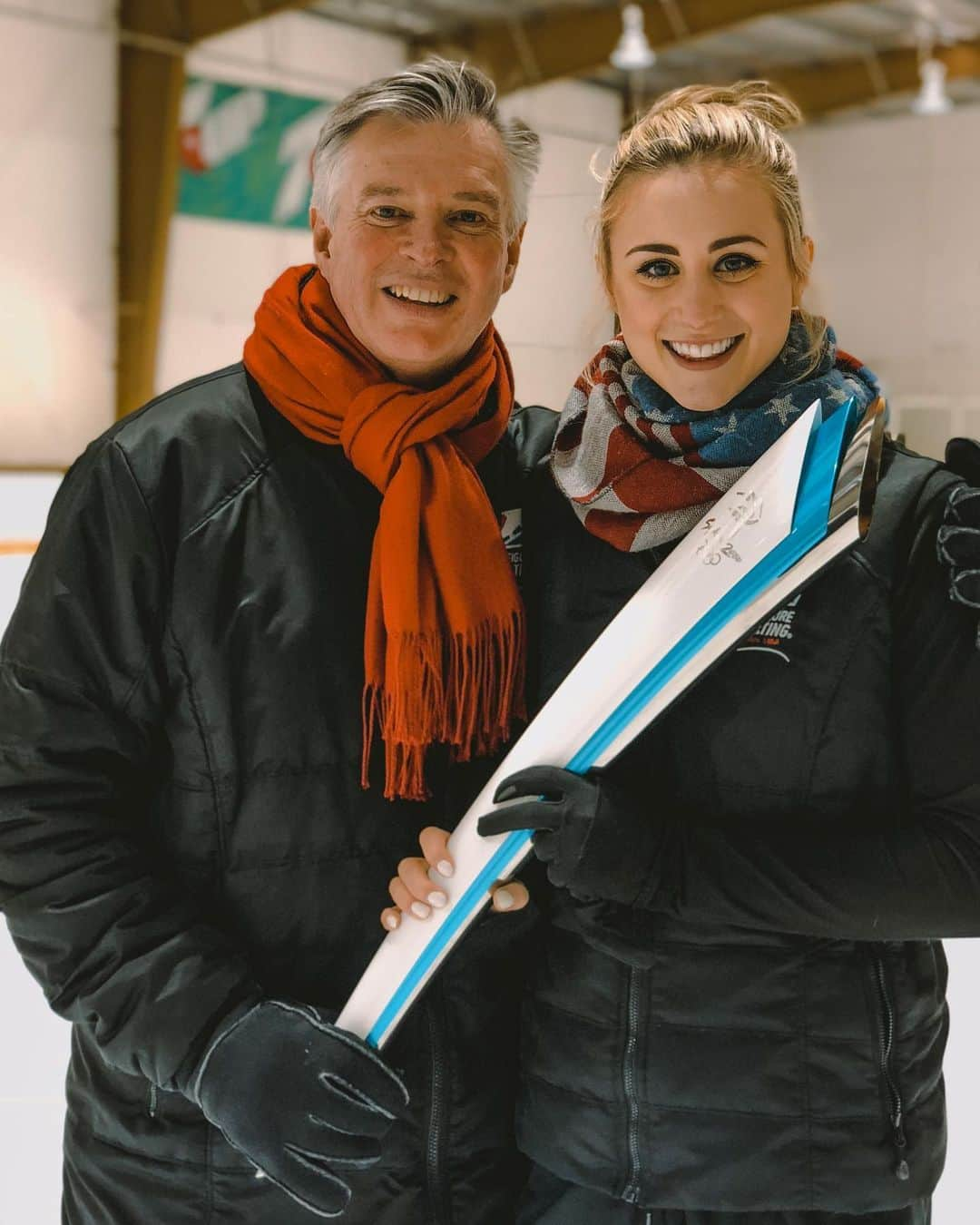 アシュリー・ケインさんのインスタグラム写真 - (アシュリー・ケインInstagram)「Happy Olympic & Paralympic Day! Growing up I saw this torch in our house every single day. In the 2000 Olympics in Sydney my dad got to run the torch during the torch relay! It’s always so cool to see a part of Olympic history right in front of my eyes. Never give up on your dreams no matter how tough or how long it takes! Face your fears because your goal depends on it!✨#olympicday #olympicday2020 #olympicparalympicday」6月24日 8時11分 - icegirlash