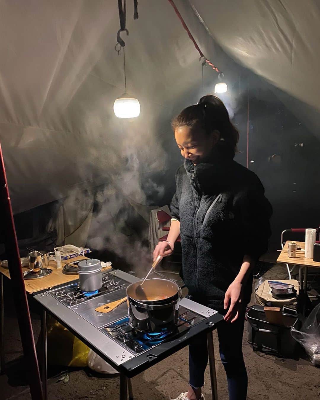 大出千尋のインスタグラム：「. キャンプで作るご飯って、何でこんなに美味しいんだろう🍛🍛」
