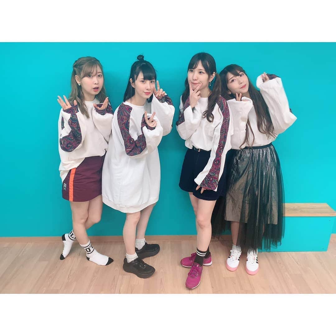 ゆずきのインスタグラム：「閻魔様のいうとおり  みていただけましたか？ 今回もまなこが振り付けてくれました天才感謝🙏  トップス作りました、ニットソーイングﾀﾉｼｲﾅ」