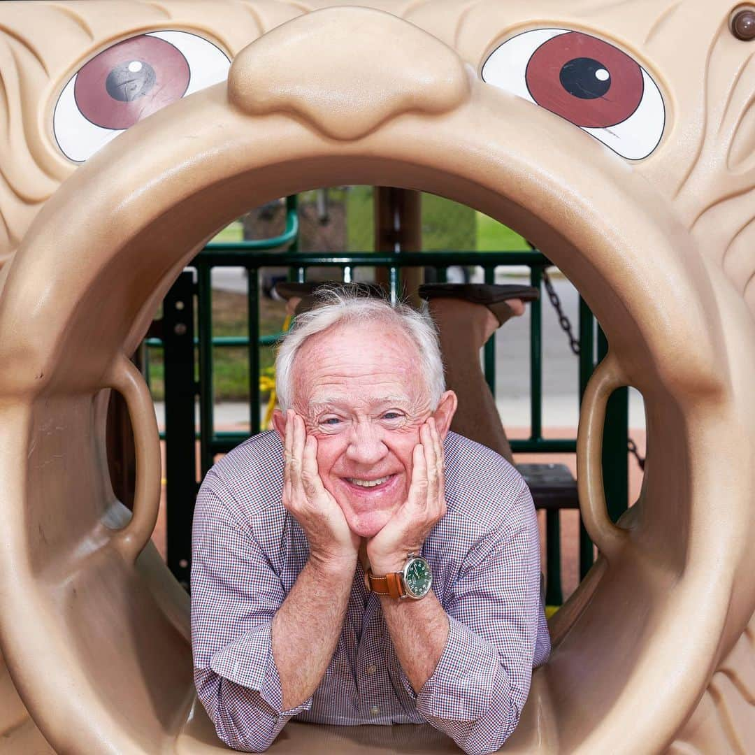 New York Times Fashionさんのインスタグラム写真 - (New York Times FashionInstagram)「This queen. It’s @thelesliejordan!!! LINK IN BIO!!! (Photographs by @michellegroskopf)」6月24日 0時02分 - nytstyle