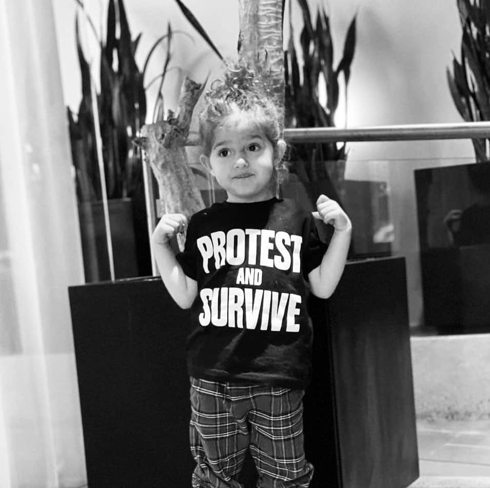 キャサリンハムネットのインスタグラム：「BLACK LIVES MATTER #protestandsurvive #blacklivesmatter #katharinehamnett #katharinehamnettlondon」