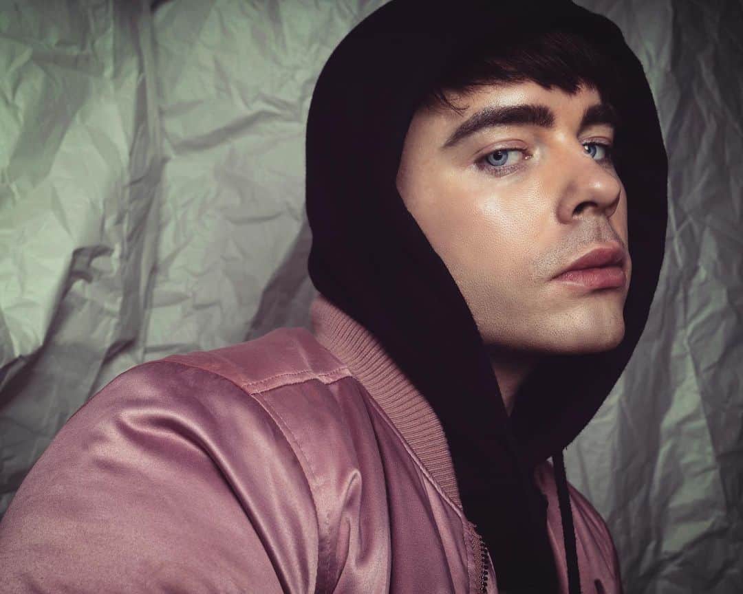 レオン・エルスのインスタグラム：「📸 by @brittneywojcikphoto」