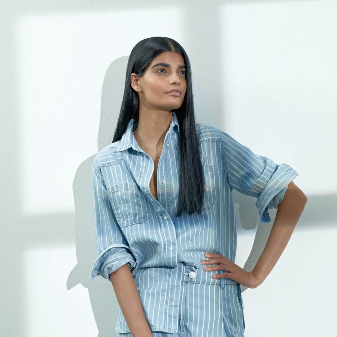 Jacob Cohenのインスタグラム：「Stripes from head to toe  Discover the Jacob Cohën Spring Summer 2020 Collection  Photography by @danielafederici Featuring Bhumika Arora @bhumika_arora04  #JacobCohen #JacobCohenJeans」