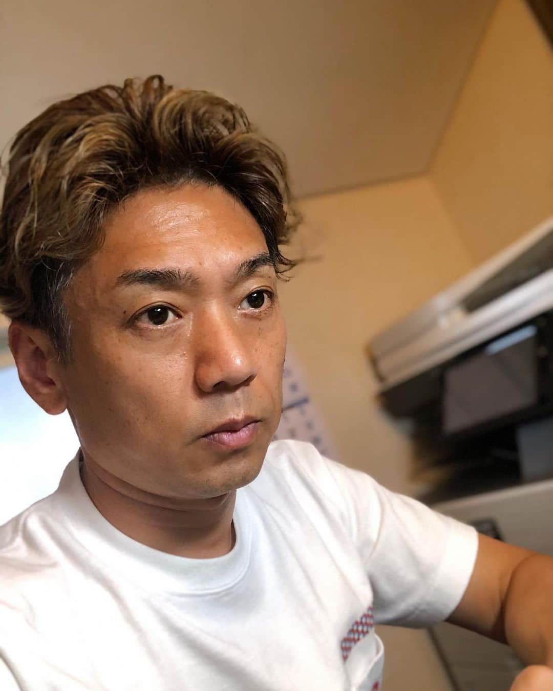 嘉島典俊のインスタグラム：「作り物の日々 今日の日に感謝 #嘉島典俊公式YouTubeチャンネル#YouTubeアップした  https://youtu.be/PwLdlXYtReU」