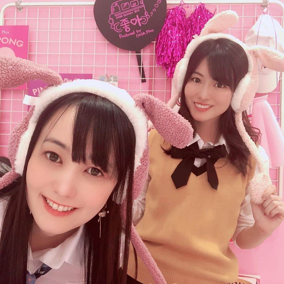 にゃんさんゴルフさんのインスタグラム写真 - (にゃんさんゴルフInstagram)「. . @choa_japan  choaの制服🥰 . . 久々まりちゃんと！ 来月舞台みにいくよ🐈 . #コラボカフェ#韓国カフェ#韓国風カフェ#制服レンタル#韓国制服レンタル#韓国制服#ねこ#ミルクボトル#ストロベリーフローズン#韓国いきたい#harajuku#choa_japan#choa#choajapan #原宿#竹下通り#교복#인생네컷#インセンネッコ#制服#インスタ映え#フォトスポット#インスタ映え#韓国コスメ#韓国好きな人と繋がりたい#虹プロジェクト#좋아요반사#반사#팔로우#맞팔#맞팔해요」6月24日 1時44分 - miiiii0228