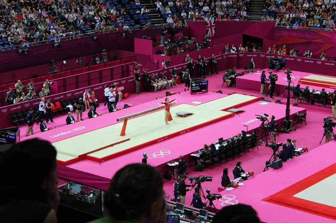 ジェニファー・ピンチズさんのインスタグラム写真 - (ジェニファー・ピンチズInstagram)「Pics my fiancé took from the crowd!! Happy #olympicday friends 🤸‍♀️ Countdown to Tokyo is still on! Just a few more days added.... #olympics #olympicgymnastics #olympicgym #oly . . . P.s If you have any pics of me/team GB at the London 2012 Olympics from the crowd I would LOVE to see them!!! As I've said before, I don't actually have that many ❤」6月24日 2時30分 - jennifer.pinches