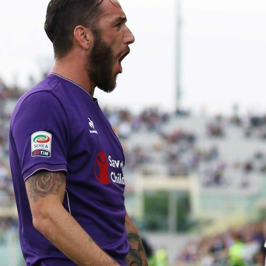 ACFフィオレンティーナさんのインスタグラム写真 - (ACFフィオレンティーナInstagram)「🇦🇷 Grazie @gonzalo_02 per le emozioni vissute insieme 💜 🇦🇷 Thanks for the memories ⚜️ #Fiorentina 💜 #ForzaViola #ACFFiorentina #GonzaloRodriguez」6月24日 3時12分 - acffiorentina