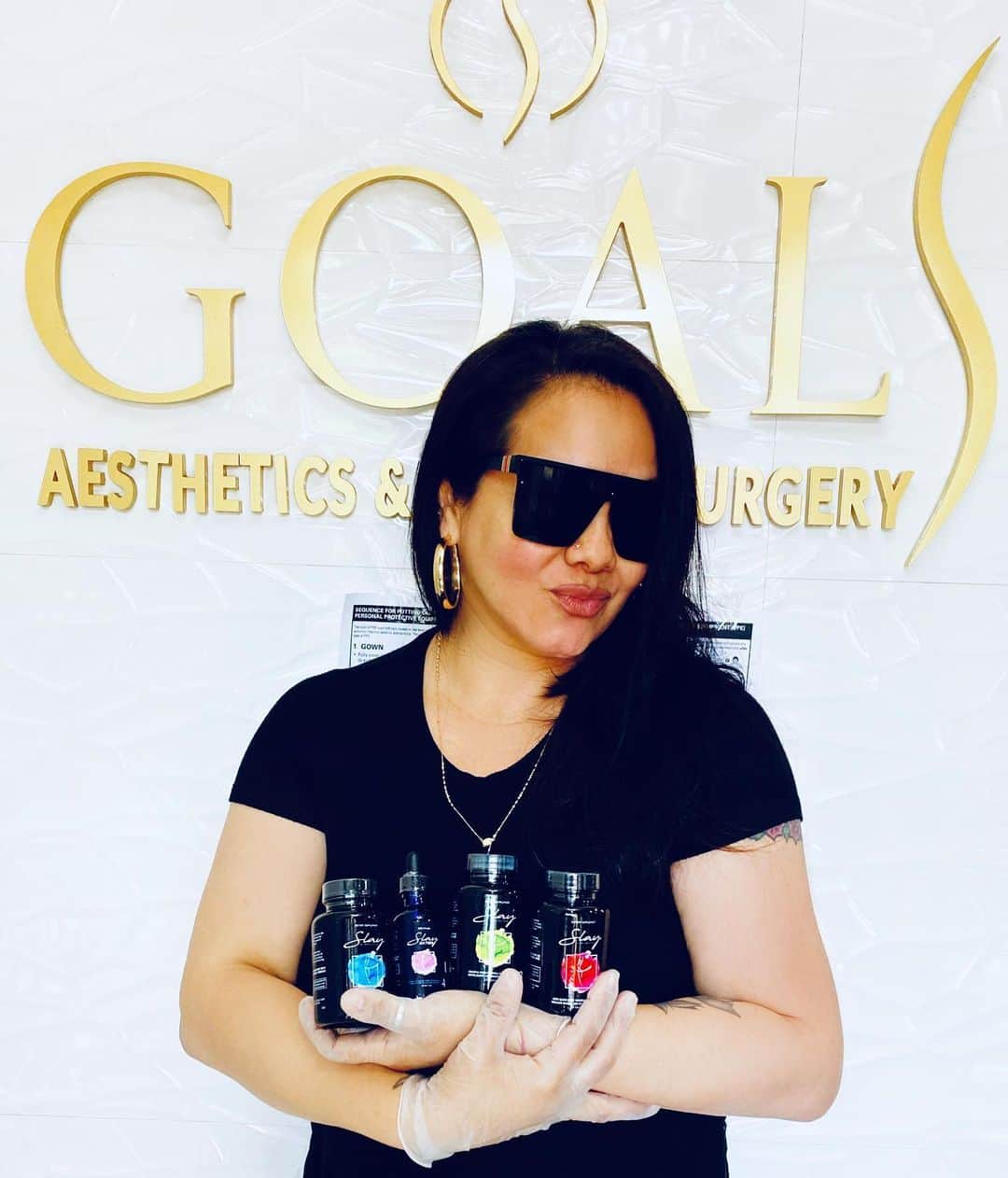 Carolina Gonzalezさんのインスタグラム写真 - (Carolina GonzalezInstagram)「Excited to start @goalsplasticsurgery ALL NATURAL SLAY weight loss program 🤩🙌 Today is Day 1 and I will keep you guys updated on my weight loss journey ! Thank you goals for pushing me to reach mine!!」6月24日 3時15分 - cgonzalezbeauty