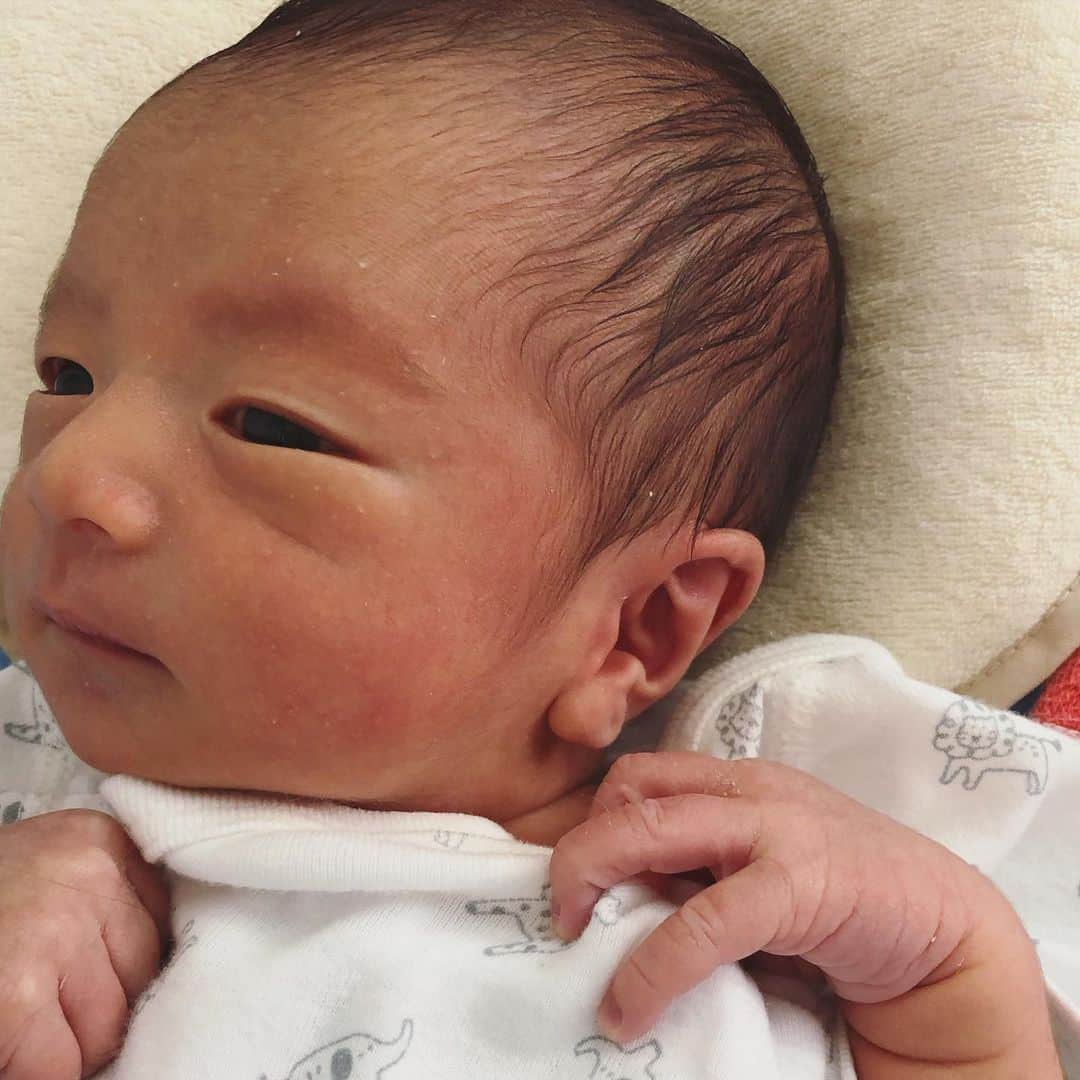 214krnのインスタグラム：「・ ・ 珀人(はくと)です👶🏻 2020/06/15 am 8:00 ・ ・」