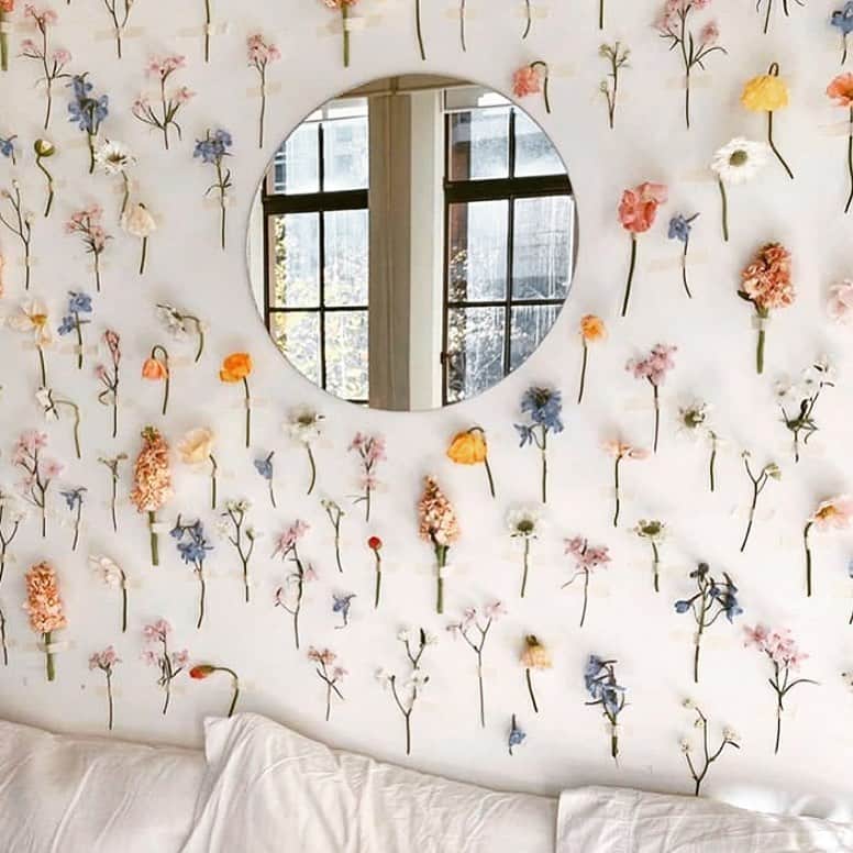 ブルーライフのインスタグラム：「inspo we didn’t know we needed 💫🕊⛅️💛 @taramilktea  #shopplanetblue」