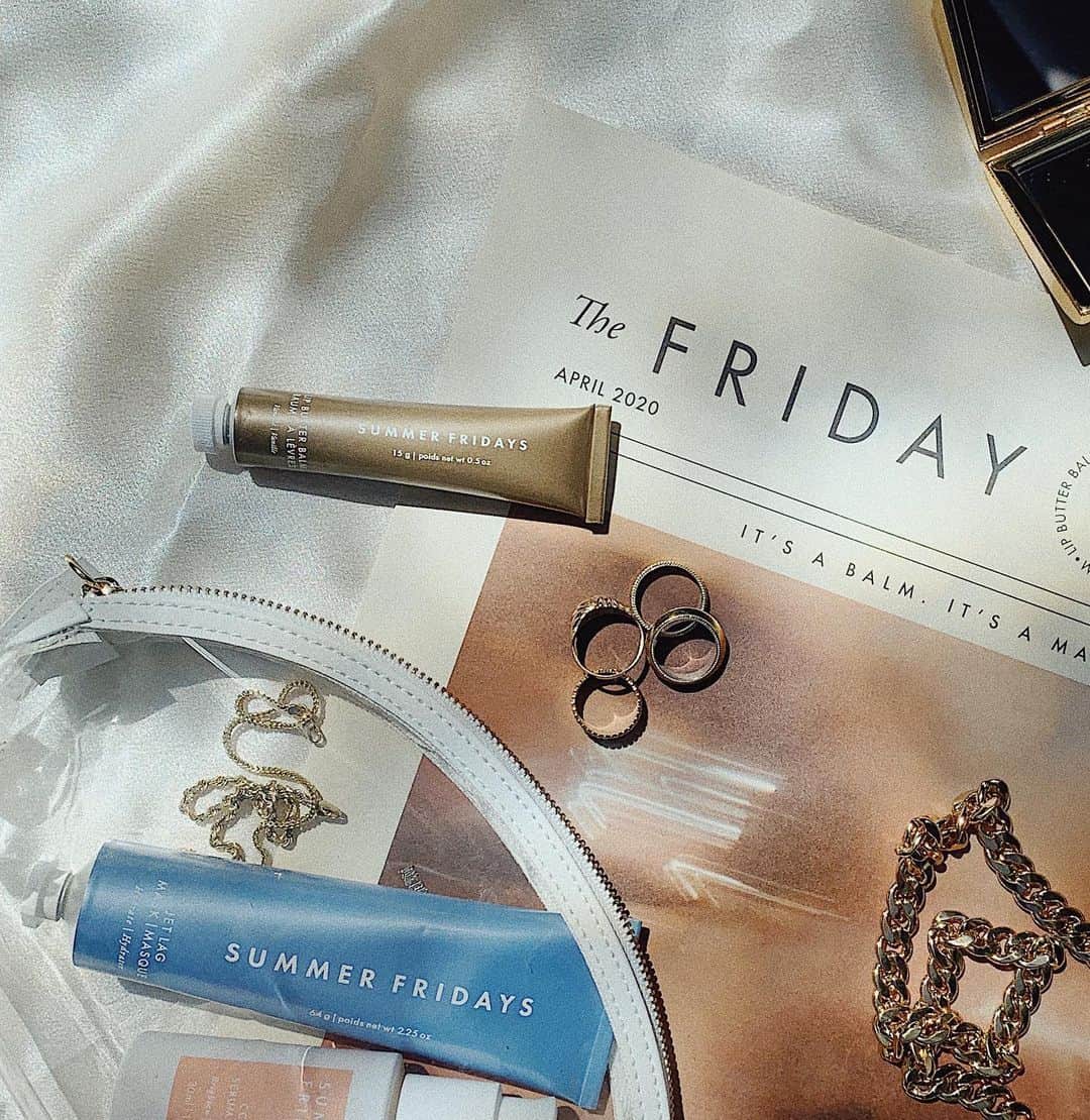 Marianna Hewittのインスタグラム：「@summerfridays vegan vanilla lip butter balm is back in stock at @sephora (and on SummerFridays.com) 🍦」