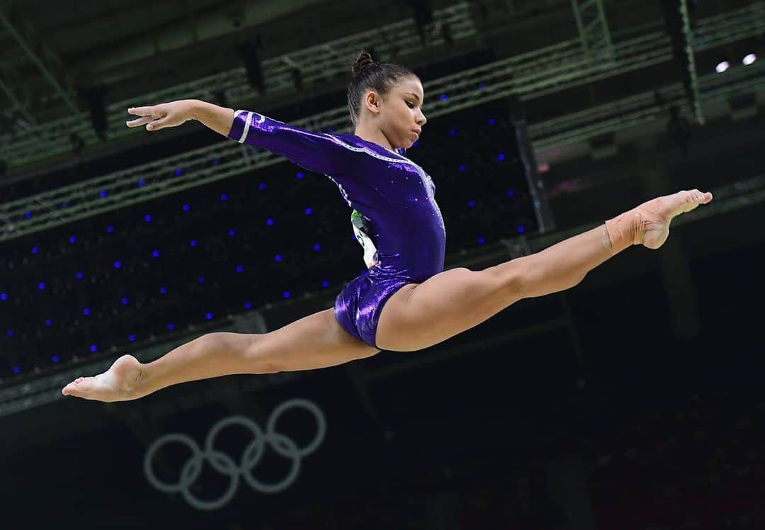 フラヴィア・サライヴァさんのインスタグラム写真 - (フラヴィア・サライヴァInstagram)「Happy Olympic day 💙 @petrobras @adidas @mrv @cbginastica @timeflamengo @timebrasil @cantinhodunorte #timepetrobras #caixa #ministeriodoesporte #readyforsports」6月24日 5時19分 - flavialopessaraiva