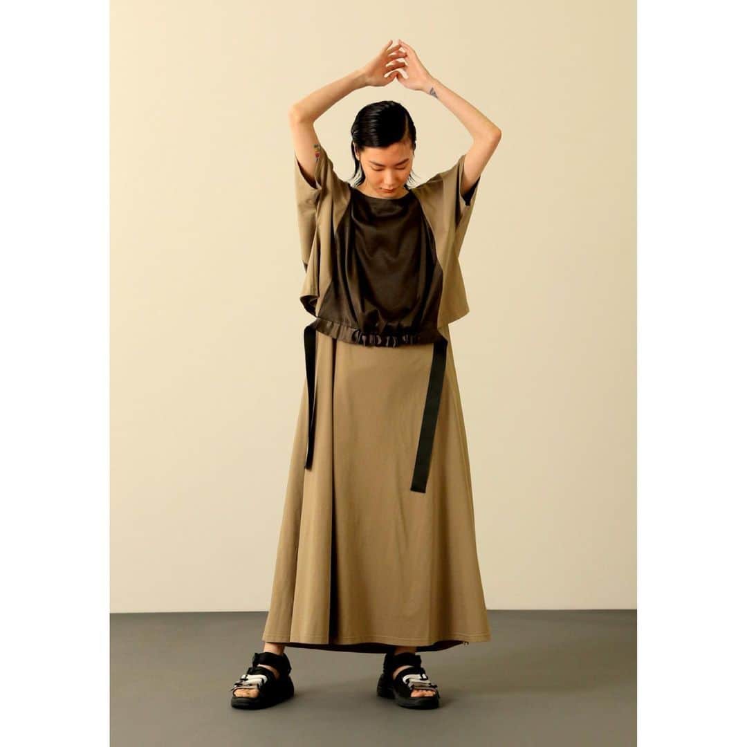 のインスタグラム：「New Arrivals  One-Piece 16,300yen+tax  In Stores Now  #frapbois #フラボア #fashion #ファッション #onepiece #ワンピース #cutandsewnonepiece #カットソーワンピース #layered #レイヤード #layeredonepiece #レイヤードワンピース #satin #サテン #docking #ドッキング #relax #リラックス #relaxsilhouette #リラックスシルエット #relaxonepiece #リラックスワンピース #tokyo #japan」