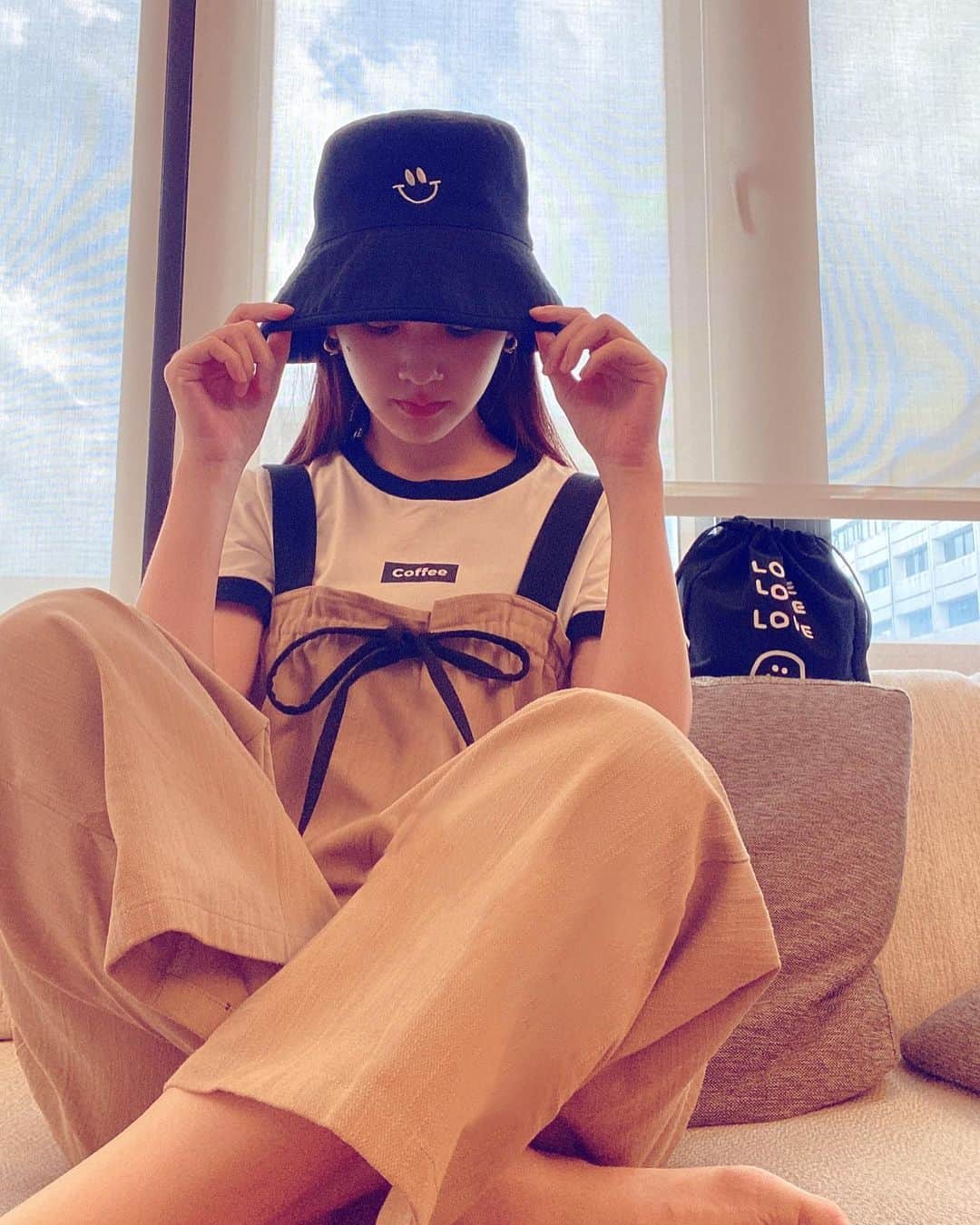 レイニー・ヤンのインスタグラム：「😃」