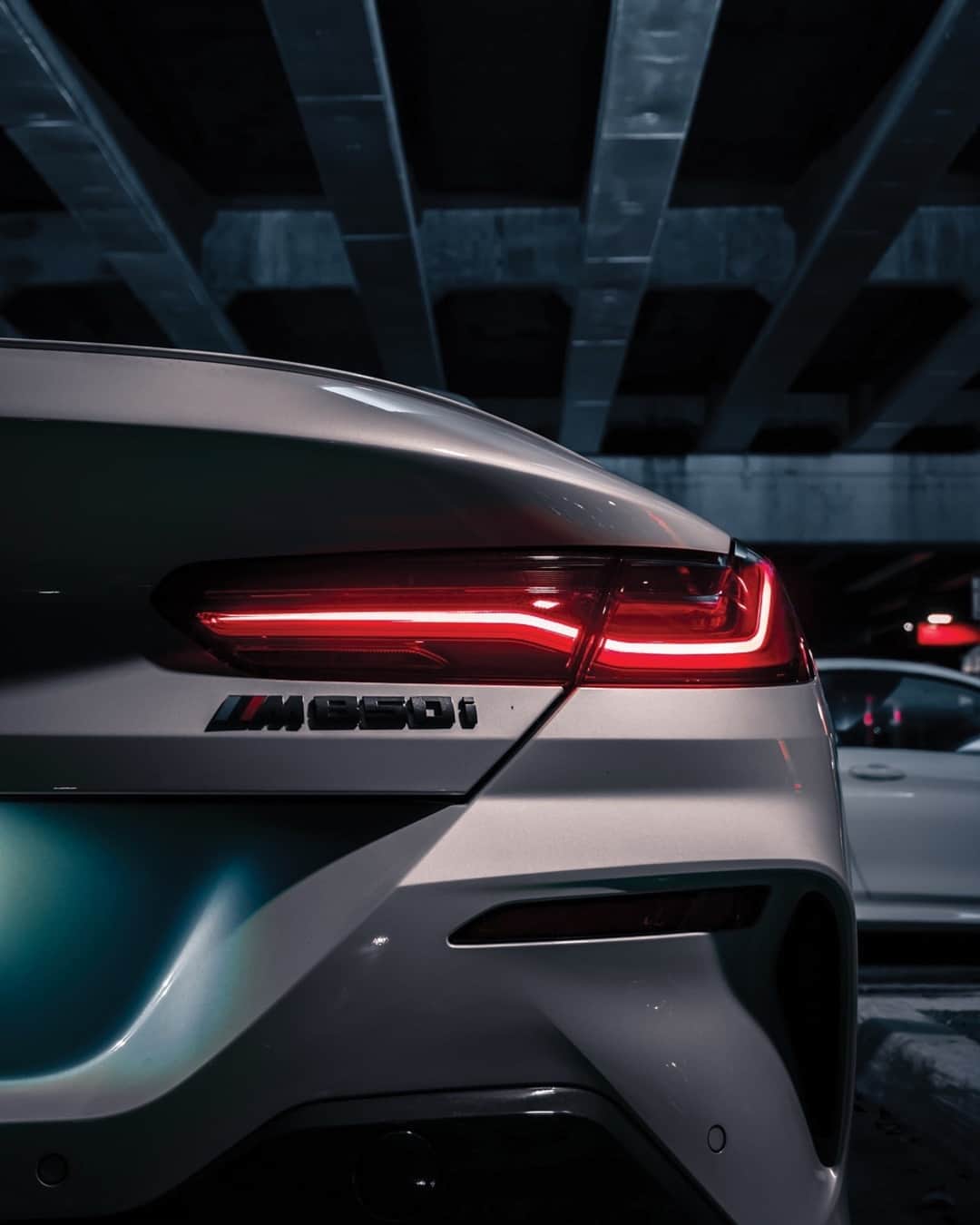 BMWさんのインスタグラム写真 - (BMWInstagram)「Shapes that turn heads. #THE8 #BMW #8Series #BMWrepost @automotive_design @frankypuentes  __ BMW M850i xDrive Coupé: Fuel consumption in l/100 km (combined): 10.0–9.9. CO2 emissions in g/km (combined): 227–224.  Further information: www.bmw.com/disclaimer. Acceleration (0-100 km/h): 3.7 s. Power: 390 kW, 530 hp, 750 Nm. Top speed (limited): 250 km/h.」6月24日 17時10分 - bmw