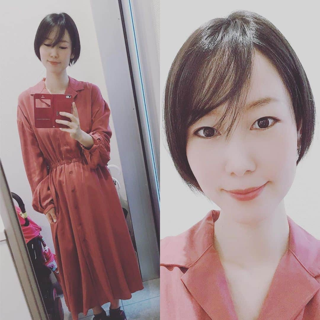 中嶋佳子のインスタグラム：「セールで2000円になってたので衝動買いしてしまったワンピース。ゆるいシルエットで楽すぎる衝撃！！こうやってアラフォーになっていくのか笑。今日みたいな涼しい日はちょうどいい(o^^o) ＊ この前受けたリモートオーディション、無事に通って一安心。撮影はまだまだ先だけど、撮影のやり方も色々と考えてくださってます(^^)現場も試行錯誤しながら、どんどん新しいやり方になっていくんだなぁ。 ＊ ＊ ショートもめきめき伸びて、もうボブくらいになってきたけど…まだショートと言わせてほしい… ＊ #中嶋佳子 #女優 #役者 #actor @yoshiko_world #japaneseactors  #ショート女子 #イメチェン #楽髪 #楽ワンピ #間も無くアラフォーなんですもの #セール #ボブ #ワンピース #ショートと言わせて」