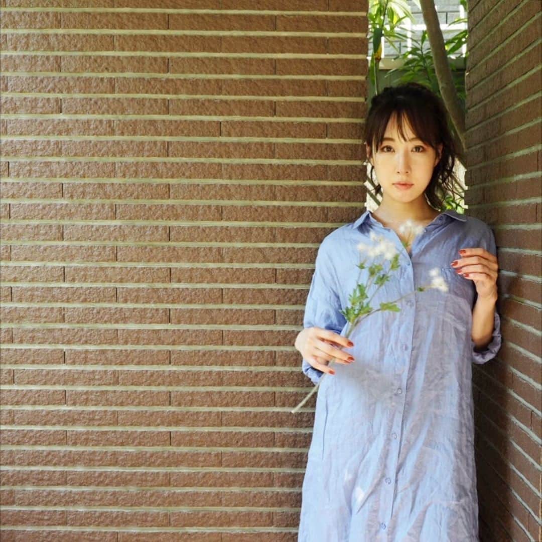 崎本ゆかりのインスタグラム：「🌼 . . @m.2ndroom ♡ #natural#ennui#relax#summer#shooting#model#afternoon#photograph#goodday#happy#memories #撮影#夏#ナチュラル#アンニュイ#遊び#思い出#📷#💜」
