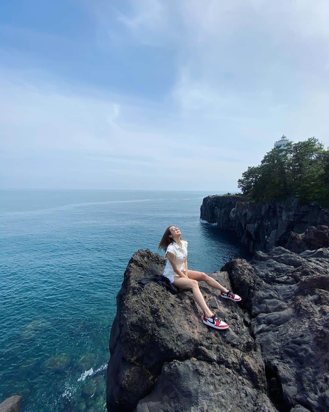 のインスタグラム：「気持ちいい☀️☺️ #beautiful #view #coast #ocean」