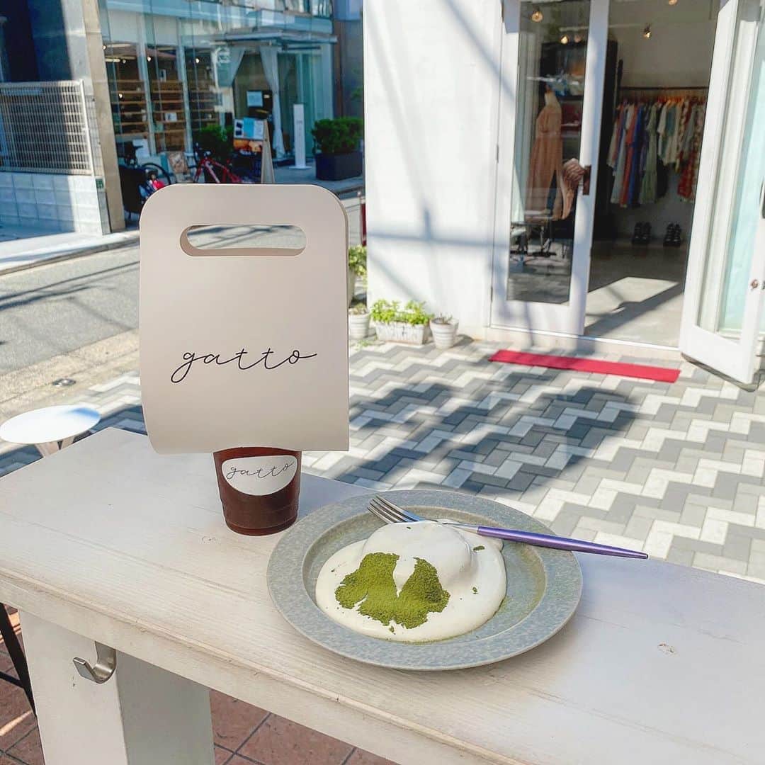 のインスタグラム：「・ 📍gatto  #わたななカフェ巡ってみた  抹茶お久しぶり🍵 美味しすぎ、抹茶は正義よ ・ #福岡#fukuoka#福岡カフェ #大名カフェ#天神カフェ #かふぇすたぐらむ  #カフェ巡り#Cafe #gatto #渡邊菜々#わたなな#🌻」