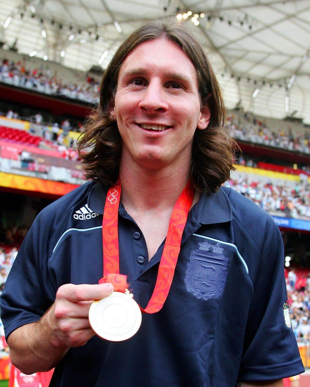 国際オリンピック委員会さんのインスタグラム写真 - (国際オリンピック委員会Instagram)「今日はアルゼンチン代表として北京2008で金メダルを獲得したリオネル・メッシ選手のお誕生日です🎊 おめでとうございます！ #olympics」6月24日 11時54分 - gorin
