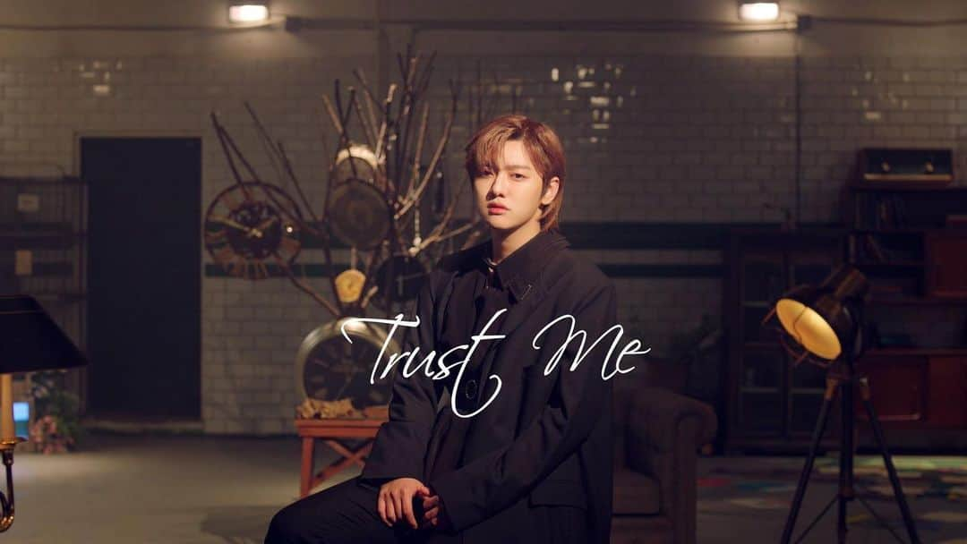 CROSS GENE（クロスジン）さんのインスタグラム写真 - (CROSS GENE（クロスジン）Instagram)「⠀ Shin Won Ho ⠀ 'Trust Me' (JP ver.) Lip Sync ver. ⠀ https://youtu.be/egky0vAbS_s ⠀ #ShinWonHo #SHIN #신원호 #TrustMe」6月24日 12時21分 - cross_gene_official