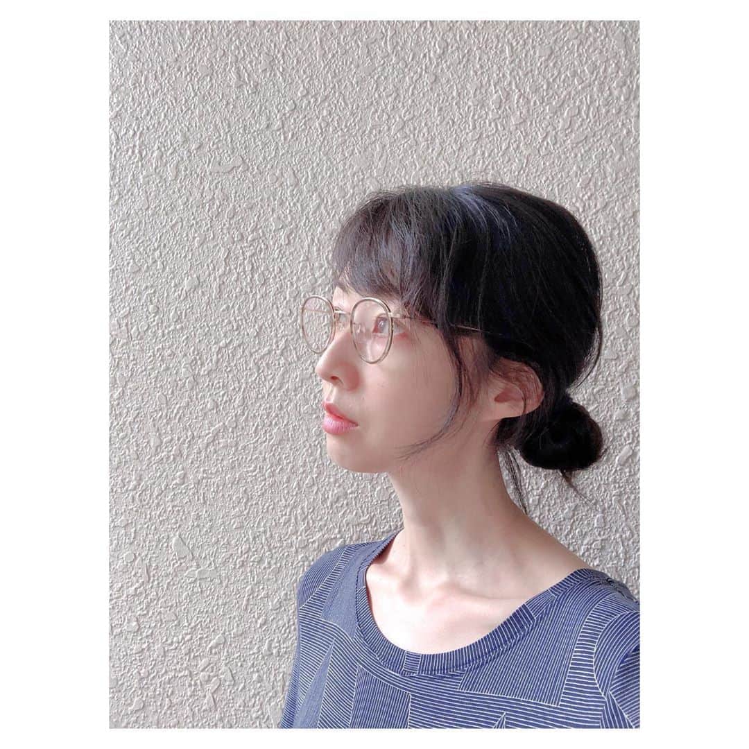 理絵さんのインスタグラム写真 - (理絵Instagram)「👓💕 #glassage #眼鏡 #めがね #メガネ #glasses #안경  #model #actress #modella #attrice #모델 #여배우 #元宝塚 #宝塚og #tokyo #japan」6月24日 12時37分 - ____rie____