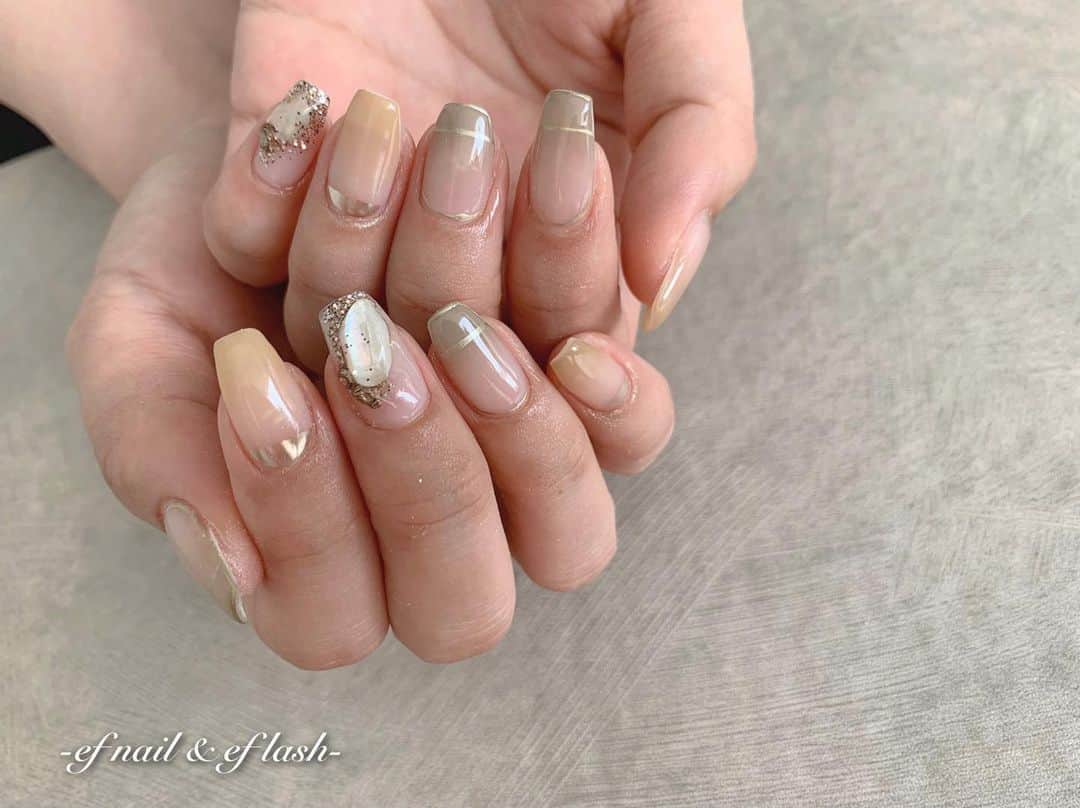 のインスタグラム：「なんか色々可愛すぎたネイル☺️ ・ ・ #グラデーション#ニュアンスネイル#ニュアンスネイルデザイン#インクネイル #冬ネイル#秋ネイル#秋ネイルデザイン#ワンカラー#シンプルネイル#efネイル#efネイル石川町#efネイル石川町店#efネイルグループ#efネイルサロン#efネイル横浜#efネイル代々木上原店オープン#efネイル代々木上原#efネイル東京店#小森純」