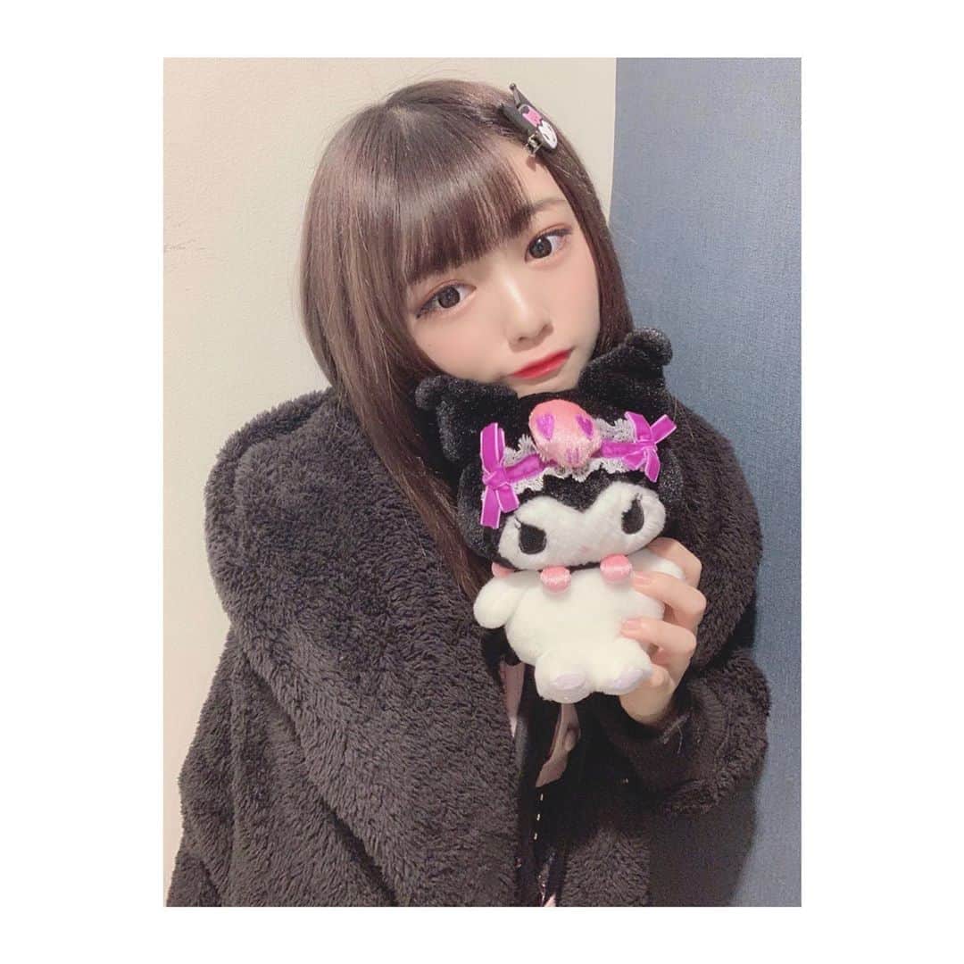 亜桜しおんのインスタグラム：「. . #アイドル #地下アイドル #クロミ #サンリオ #量産型ヲタク #地雷 #黒髪 #黒髪ストレート #ストレート #ヘアアレンジ #モデル #model #自撮り #自撮り界隈」
