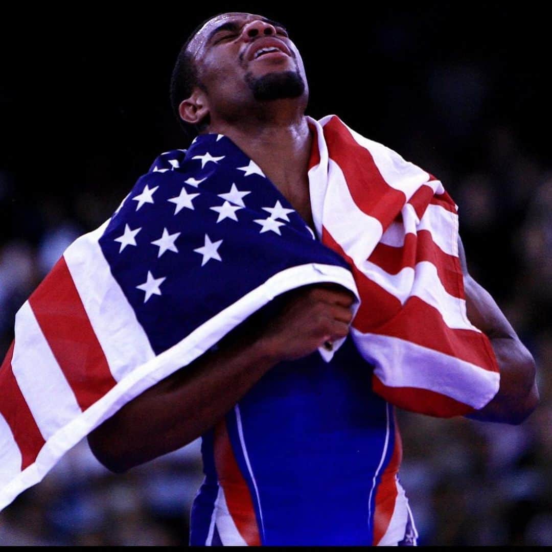 ヘレン・マロウリスさんのインスタグラム写真 - (ヘレン・マロウリスInstagram)「Nothing like the Olympics. What a dream come true. ・・・ Happy #OlympicDay! 🇺🇸 • • #thisiswhatawrestlerlookslike #wrestling #love #olympics #olympicday #teamusa #sports #training」6月24日 13時52分 - helen_maroulis