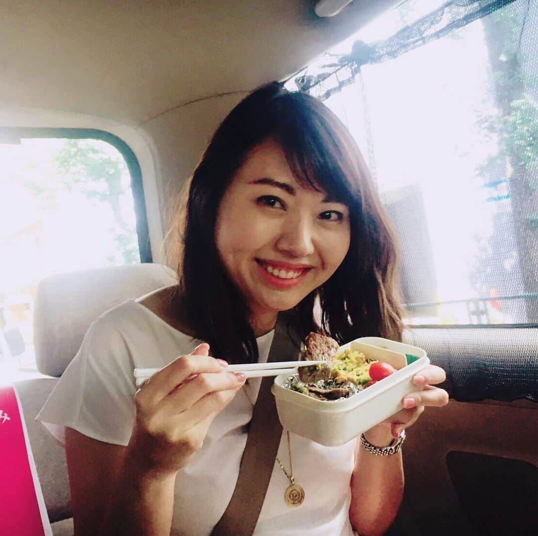 七海ひろこさんのインスタグラム写真 - (七海ひろこInstagram)「手作りお弁当🍱でエネルギーチャージ。 ノンストップ、七海ひろこ。 全力で戦ってまいります！引き続きの応援よろしくお願いいたします。 #東京都知事選  #都知事選  #七海ひろこ #街頭演説 #選挙 #幸福実現党 #ゆりこの監視からひろこの自由へ #減税 #お弁当 （スタッフ投稿）」6月24日 14時32分 - nanamihiroko_