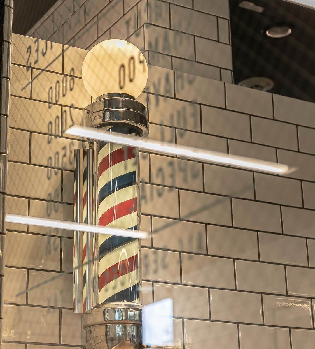 のインスタグラム：「*GRAND OPEN* FREEMANS SPORTING CLUB - NEWoMan YOKOHAMA  #newomanyokohama  #barber  #barbershop」