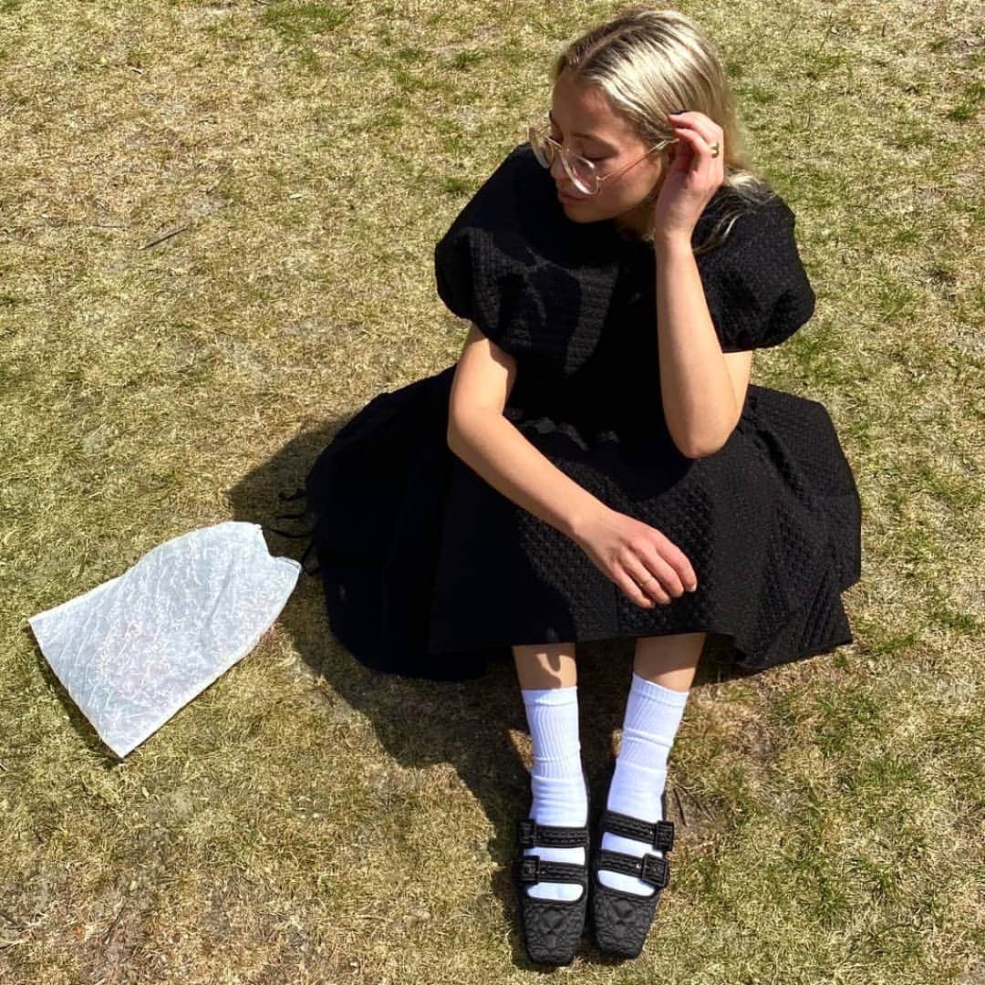 CHARLES & KEITHさんのインスタグラム写真 - (CHARLES & KEITHInstagram)「For @stephaniebroek, the Dhalia Mary Jane shoes from our collaboration with @ceciliebahnsen bring back fond memories of dancing with her friends.  #RememberWhen #CharlesKeithOfficial  Product featured:  Quilted recycled satin Dhalia Mary Janes」6月24日 16時04分 - charleskeithofficial