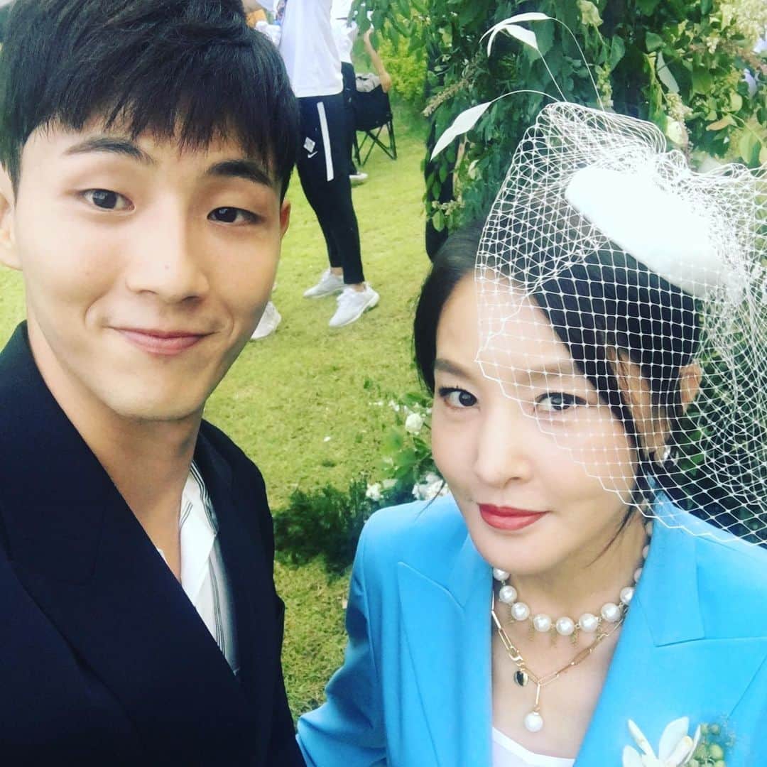 パク・ジヨンのインスタグラム：「#내가 가장 예뻣을때#지수」