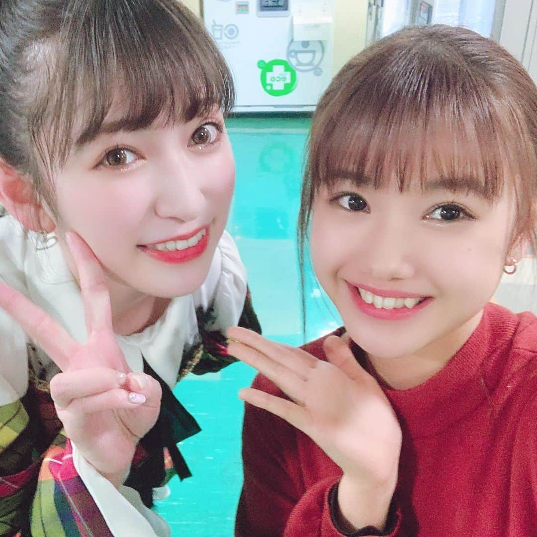 横山玲奈さんのインスタグラム写真 - (横山玲奈Instagram)「B IDOL💝  吉田朱里さんがプロデュースされている コスメたちです💕  アカリンさんが大好きなのです... 日替わりで使いながらメイクしてます🙋‍♀️笑  実は吉田朱里さんとは 1度番組でお会いしたとき、 写真を撮っていただいていたのです...😳 はじめて載せる...よね？嬉しすぎました。  今日のイベントは本命のブラウン✌️ 明日は何にしようかな〜。  #吉田朱里 さん #アカリン さん #bidol #ぴえんアイ #コスメ好きさんと繋がりたい」7月23日 21時04分 - reina_yokoyama.official