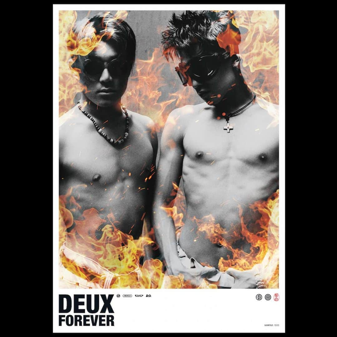 イ・ヒョンドのインスタグラム：「#듀스 #포에버 #포스터 #500 #copies #한정발매 #A1size#DEUX #김성재 #이현도 design by #김기조 @kijoside」