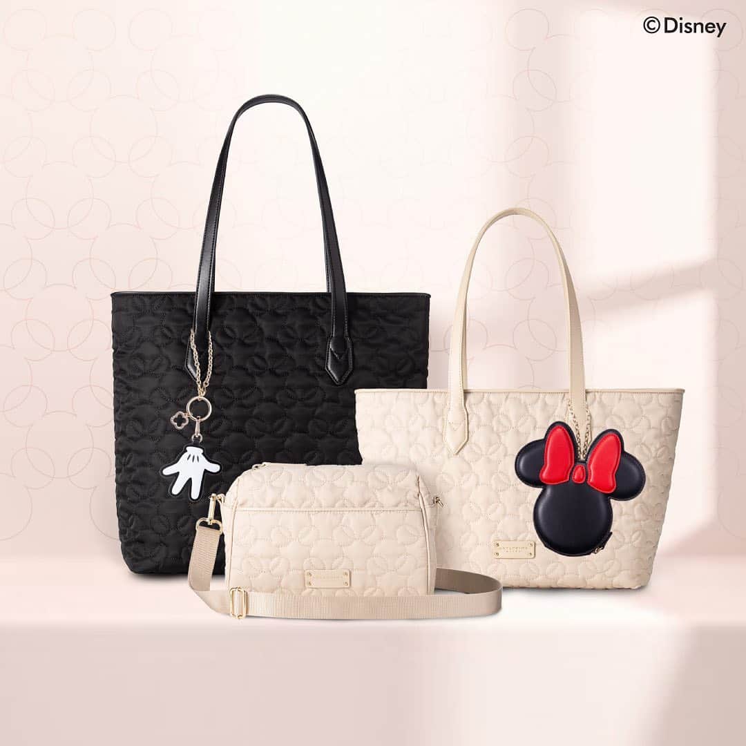 ANTEPRIMAさんのインスタグラム写真 - (ANTEPRIMAInstagram)「Attaching a captivated charm as a subtle yet appealing touch! Finely quilted with classic mickey mouse pattern, these practical yet water repellent workbags will be brightened up with some spice!  #Mickey #Minnie #MickeyMouse #MinnieMouse #Anteprima #Disney #MISTO #WorkBag #FW20 #fashion #italian #luxury #bag #botd #ミッキーマウス #ミニーマウス #アンテプリマ #ワイヤーバッグ #패션 #ディズニーコーデ #ディズニーバウンド #ミニーちゃんバウンド #ディズニー好き #ディズニー写真部 #ミッキーミニーコーデ」7月23日 20時07分 - anteprimaofficial