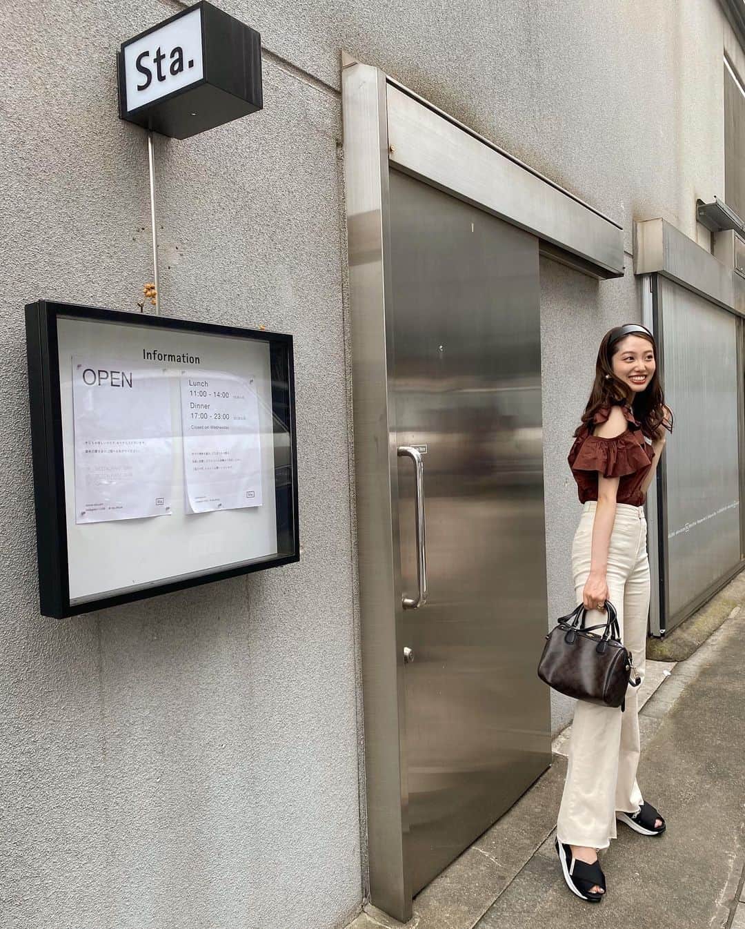 藤江萌さんのインスタグラム写真 - (藤江萌Instagram)「カジュアルな日✌︎  tops : @sly_official  pants : @bershka  shoes : @pageboy_pr  headband : @globalwork_official  bag : @coach」7月23日 20時47分 - fujie_moe_official