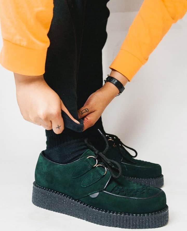 アンダーグラウンドのインスタグラム：「Original Wulfrun Creeper- new colour options available from the online store. Algender⁠ ⁠ ⁠ ⁠ #UndergroundEngland #UndergroundShoes #UndergroundCreeper #WulfrunCreeper #Creepers #Underground #Wulfrun #OriginalCreeper #algender」