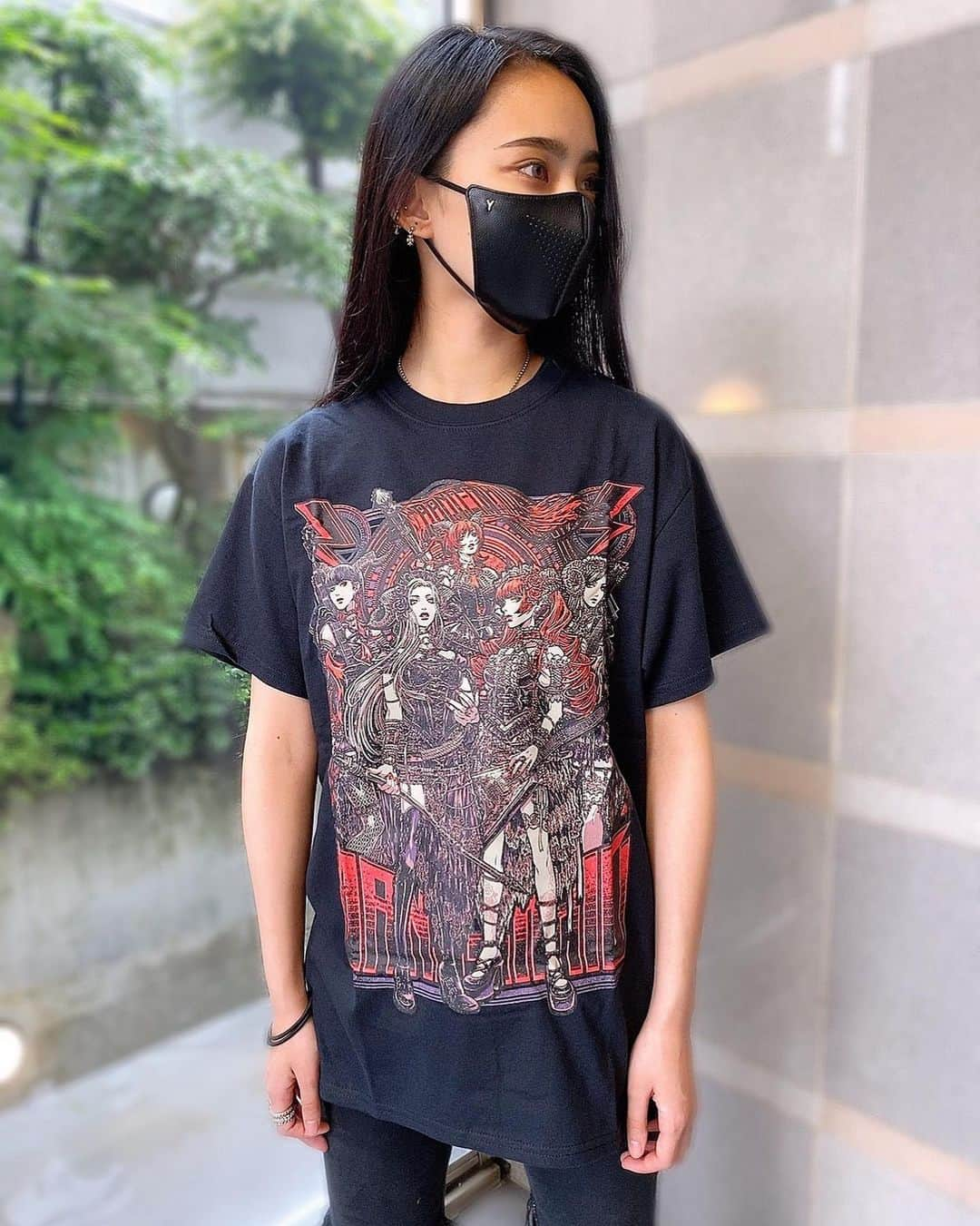 BAND-MAIDさんのインスタグラム写真 - (BAND-MAIDInstagram)「【NEW MERCH】 ・×ISANA KAGAMI ZEPP-T  3 colors ・NEW AMECOMI-T bandmaid.tokyo/contents/329014 #SAIKI #bandmaid」7月23日 12時28分 - bandmaid.jp